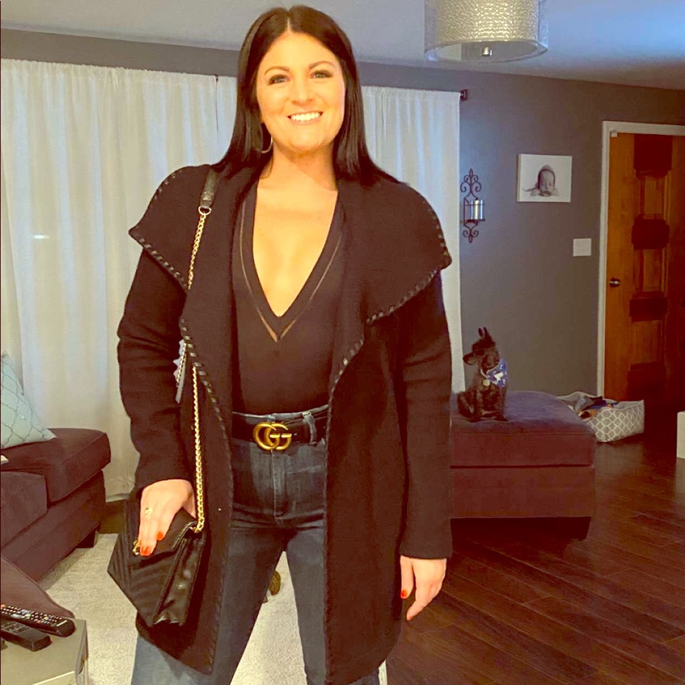 Meet your Posher, Laura